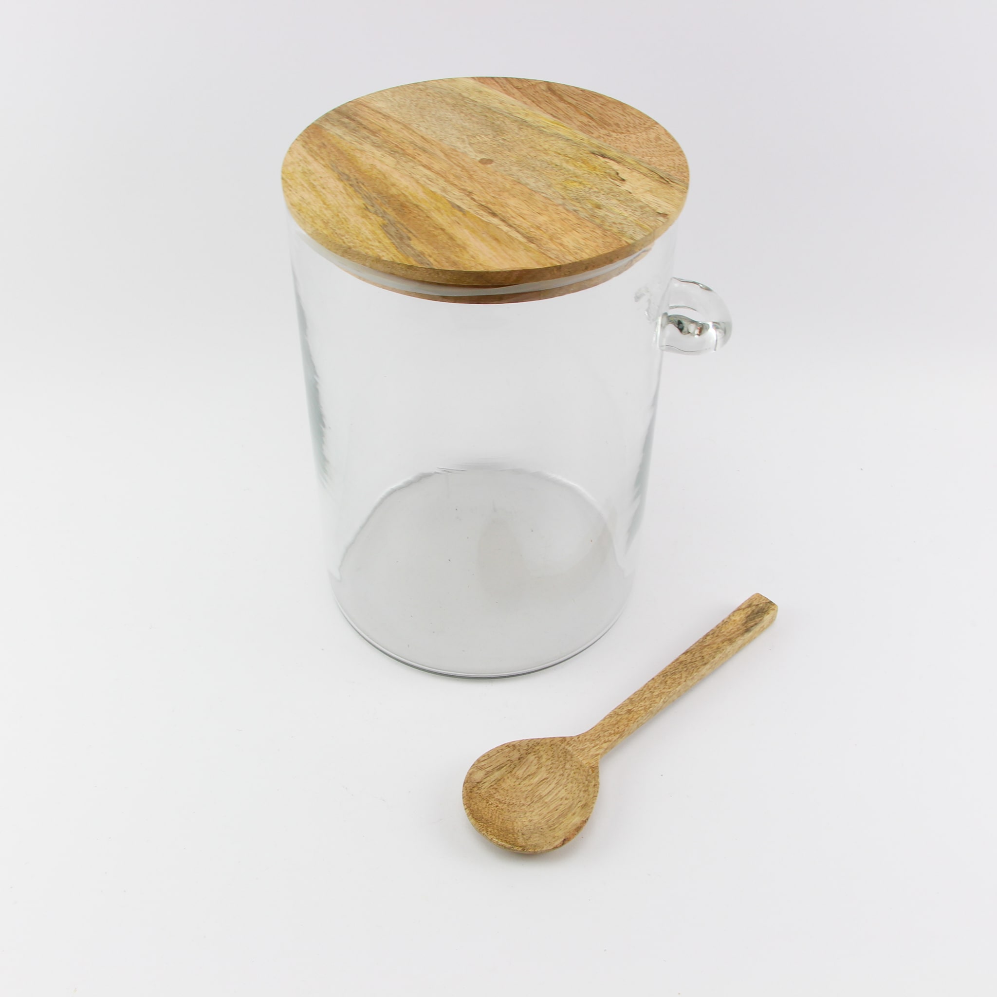 Voorraad pot met lepel