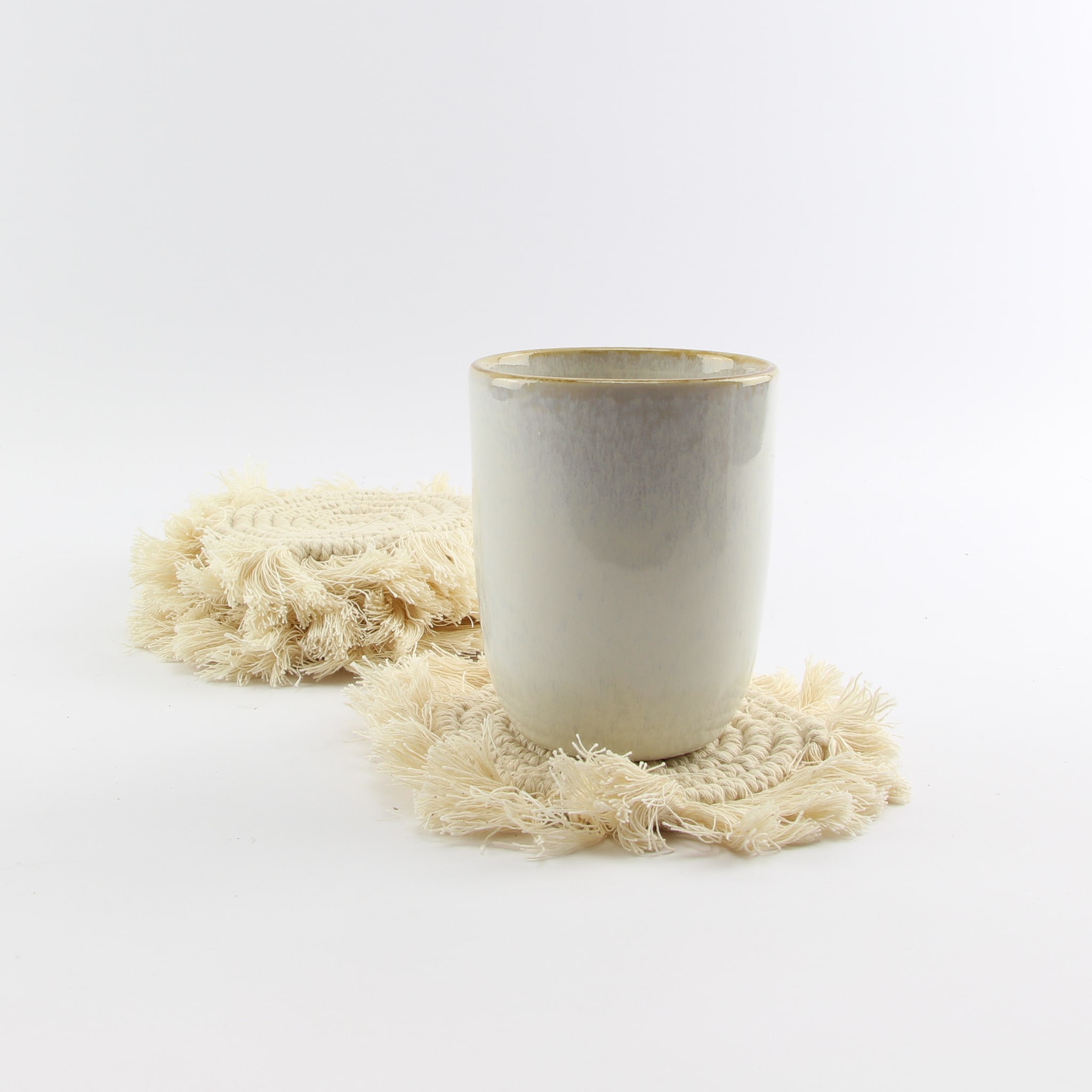 Onderzetters macram&eacute; set van 4 - Loeks nice product foto 1444 min 1 - 1068