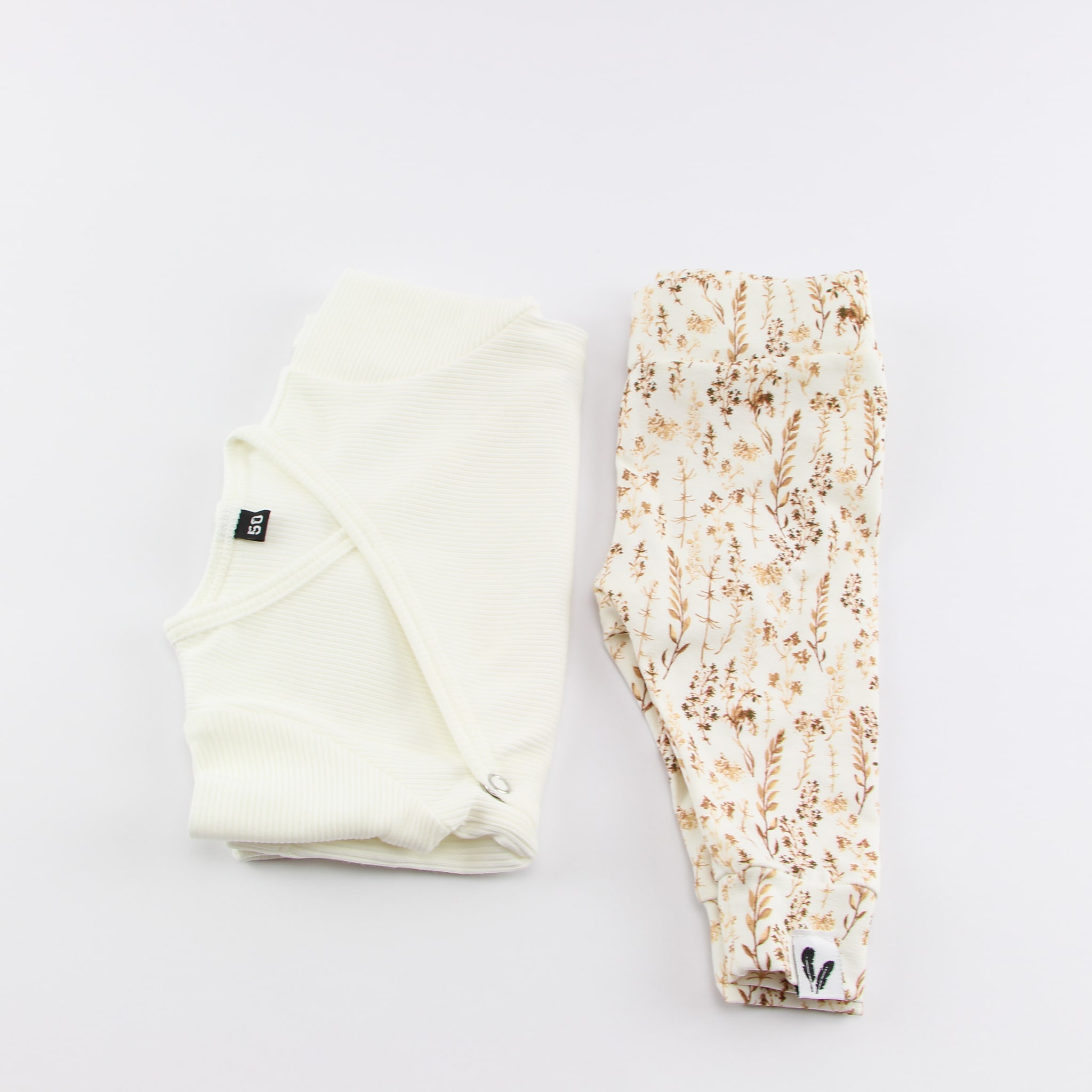 Overslagshirt wit rib - Loeks nice product foto 1584 min 1 - 6119